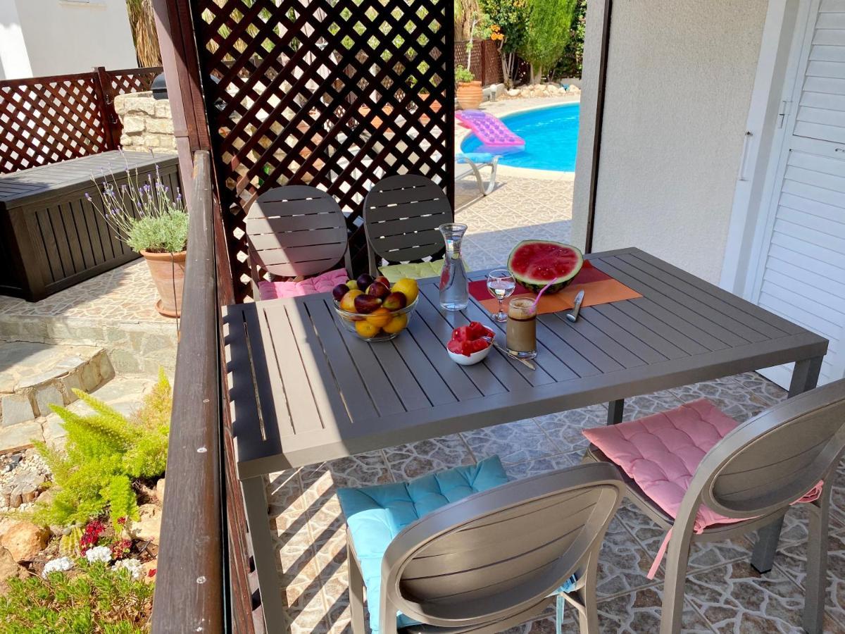 Villa Alicia With Priv Pool, Beautiful Garden And Shady Veranda- 5 Min To The Beach Peyia Extérieur photo