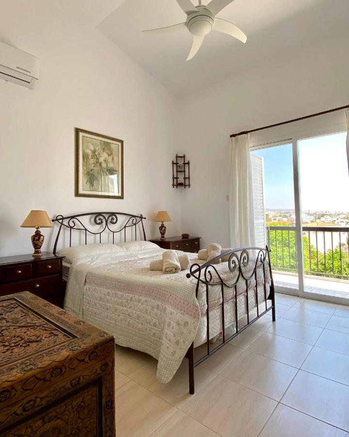 Villa Alicia With Priv Pool, Beautiful Garden And Shady Veranda- 5 Min To The Beach Peyia Extérieur photo